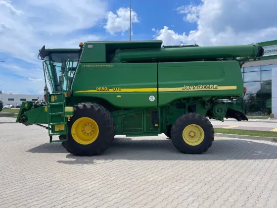 John Deere S Series 2007 Глеваха