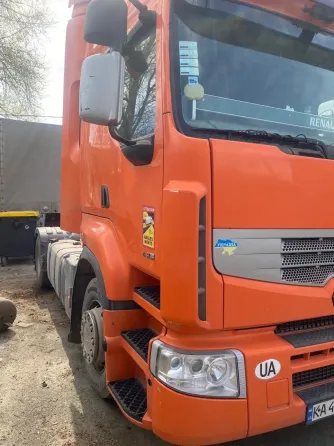 Renault Premium 2011 Вишневе