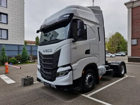 Iveco S-Way 2024 Київ