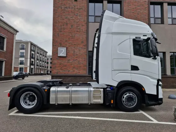 Iveco S-Way 2024 Київ