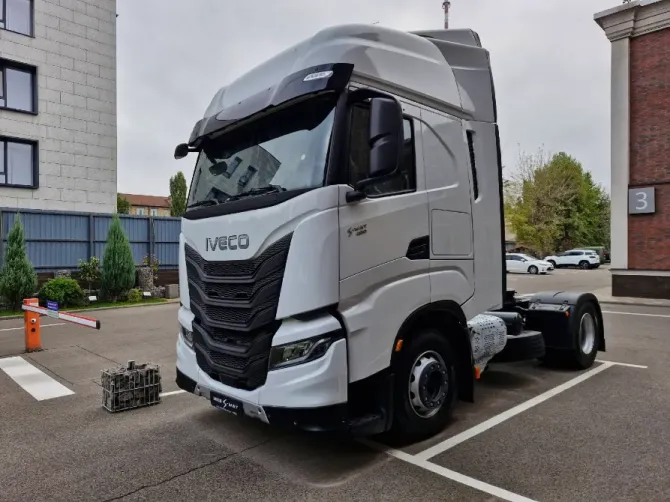 Iveco S-Way 2024 Київ - зображення 1