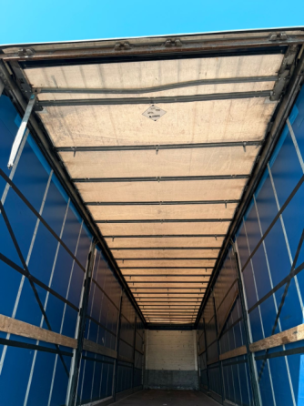 Schmitz Cargobull Cargobull 2006 Хуст