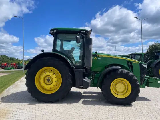 John Deere 8320R 2016 Глеваха