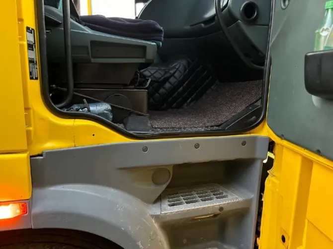 DAF XF 95 2005 Львів - зображення 8