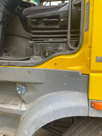 DAF XF 105 2008 Бурштин