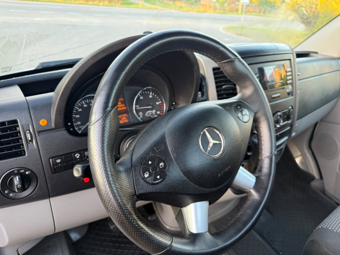 Mercedes-Benz Sprinter 2009 Долина - зображення 13