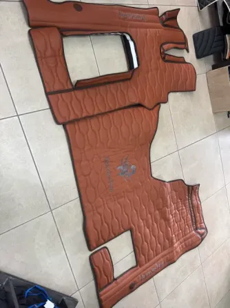 Коври для автомобіля Mercedes Actros Вінниця