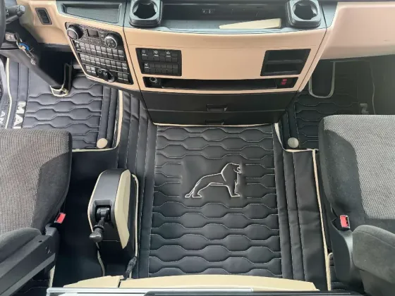 Коври для автомобіля Man Вінниця