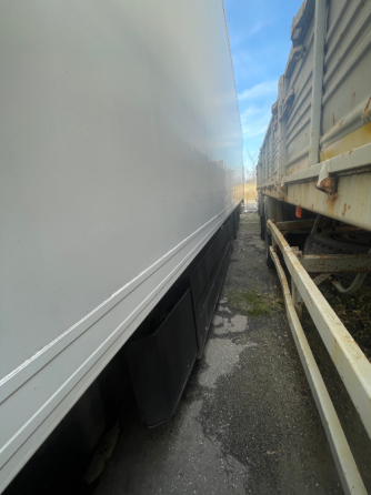 Schwarzmuller Kis 2008 Київ