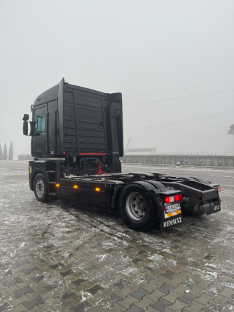 Renault Magnum 2011 Іршава