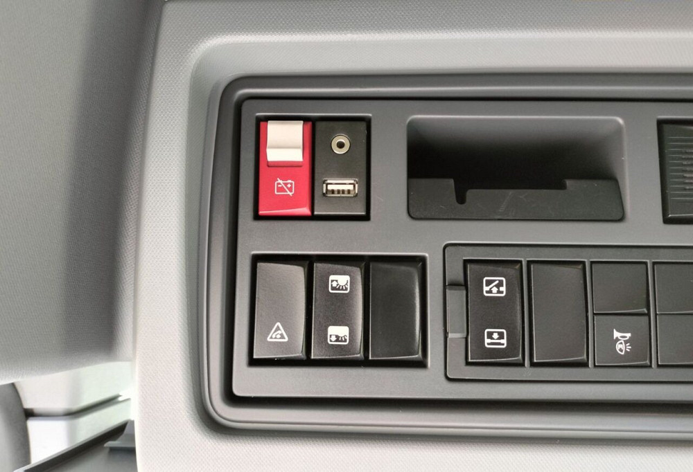 Renault T-Series 2015 Луцьк - зображення 16