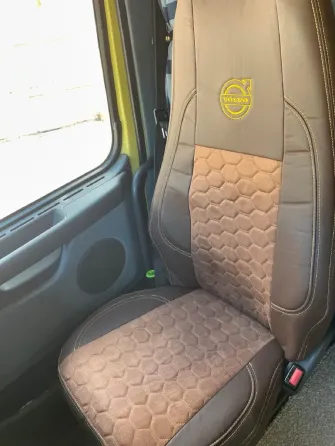Volvo чохли на сидіння Вінниця