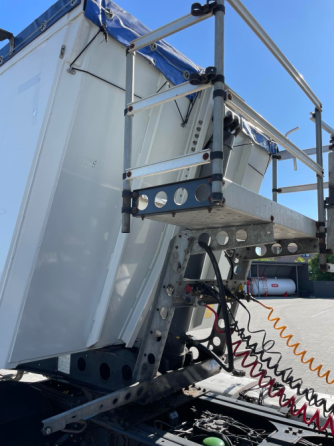 Schmitz Cargobull SKI 2017 Городок