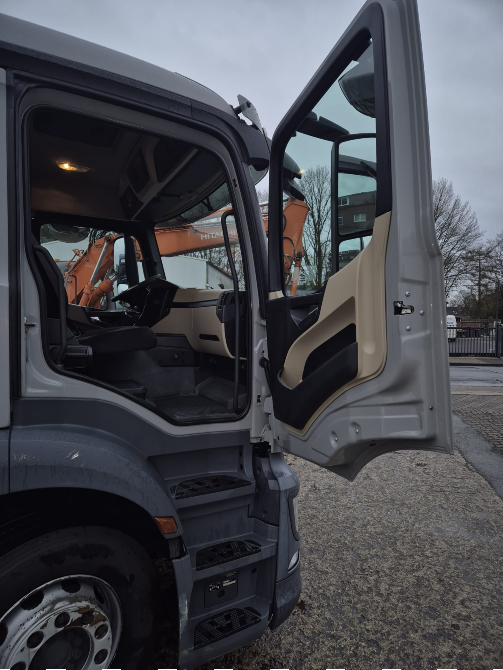 Mercedes-Benz Actros 2016 Рівне - зображення 8