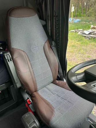 Чохли на сидіння для автомобіля Volvo Вінниця